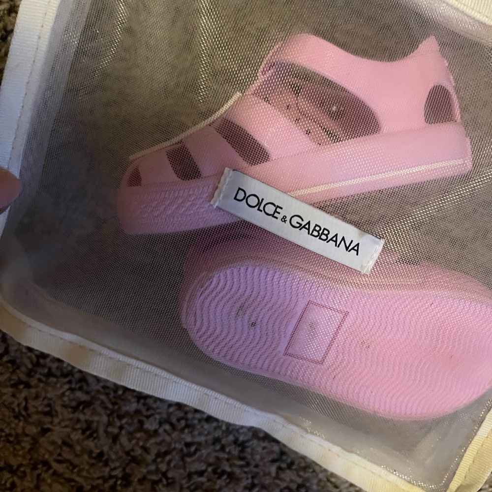 DOlCE & GABBANA SIZE 21